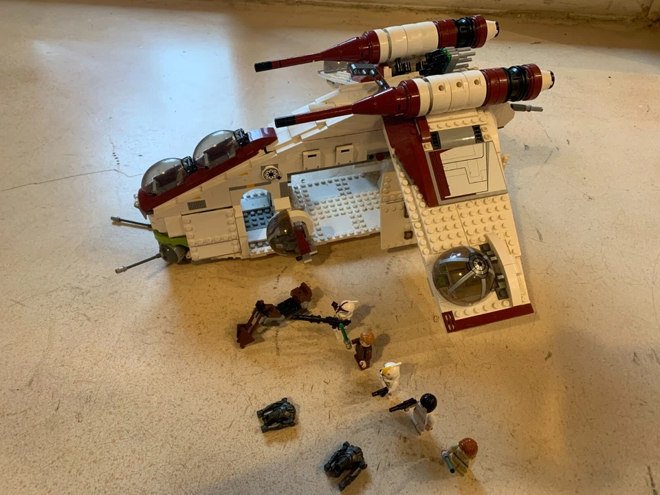 Lego 75021 Star Wars Republic Gunship - Photo 1/4