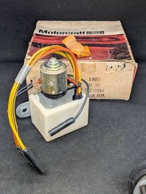 NOS 1967 1968 MERCURY COUGAR FORD THUNDERBIRD SEQUENTIAL TURN SIGNAL FLASHER - Image 1 of 4