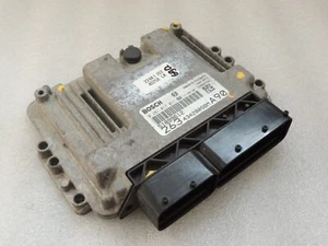 Unidad de control del motor Fiat Doblo 263 1.6CDTi 66Kw 90HP ECU 0281017011 51899612 - Imagen 1 de 8