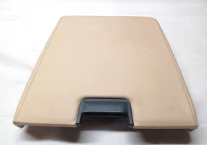 07-13 SIERRA 1500 2500HD SILVERADO ESCALADE CONSOLE LID ASSEMBLY TAN 924-835 - Picture 1 of 4