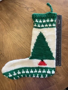 Vintage handgestrickter Weihnachtsstrumpf Weihnachtsbaum rot weiß grün - Bild 1 von 3