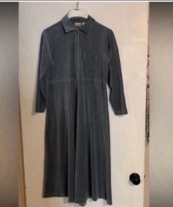 L.L. Bean vintage velvet dress women's size 8 - Picture 1 of 5