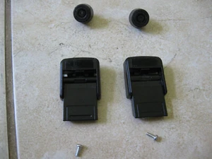 Icom Original IC-746 (PLAIN) bottom cabinet feet set in good shape - Picture 1 of 3