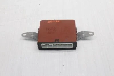 Lexus LS460 XF40 2007 sedán #251 puerta trasera izquierda módulo de red multiplex Foto 1 de 4