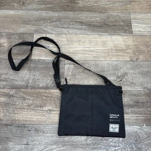 Herschel Umhängetasche Erle schwarz - Bild 1 von 5