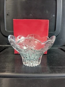 Mikasa Christmas Night Collection 6 -Clear Footed Bowl - Picture 1 of 5