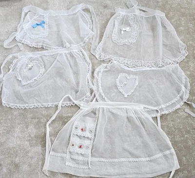 Lote 5 De Colección Medio Delantal Blanco Transparente Mediados de Siglo Organza Anfitriona Encaje Bolsillo Flor Foto 1 de 4