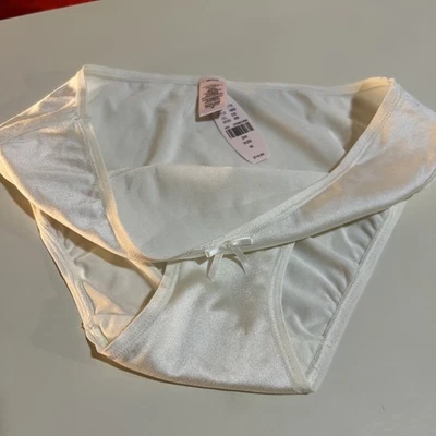 Vtg VICTORIAS SECRET Y2K Ivory Second Skin Satin Wide Sided Bikini Medium NWT - Image 1 of 4
