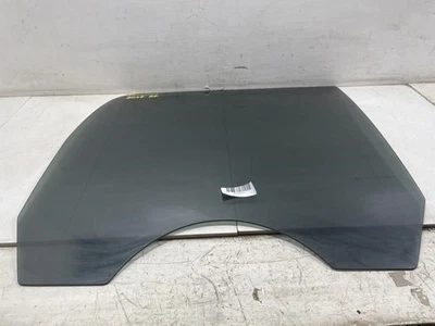 2007 2014 CADILLAC  ESCALADE ESV REAR RIGHT PASSENGER SIDE DOOR GLASS OEM+ - Image 1 of 4
