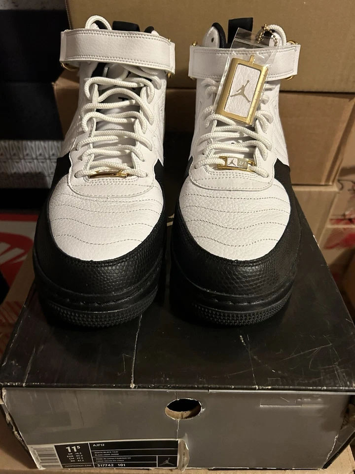 Jordan Fusion 12 Taxi Talla - 11.5 DS (Cubierta Frontal De Caja Dañada/Se Abaja) Foto 1 de 4