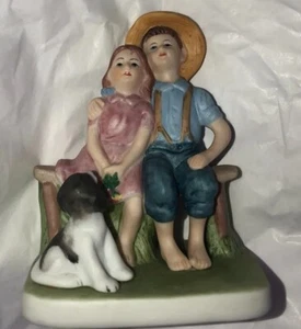 Norman Rockwell Inspired Dave Grossman Figurine Sweet Serenade Numbered Girl - Picture 1 of 7