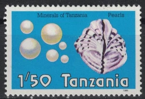 TANZANIA:1986 SC#310 MH Gemstones Pearls  AA - Picture 1 of 2