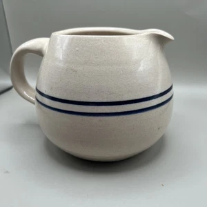 Brocca pancia vaso 6" vintage Marshall Pottery tornita a mano firmata Navy doppia striscia - Foto 1 di 7