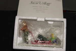Dept 56 – Snow Village Accessory #51691 Bringing Home The Tree – 1987 - Picture 1 of 3