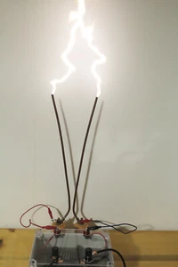 1KW/3KW Alta Potencia Zvs Alta Tensión Fuente de Alimentación Jacobs Escalera - Imagen 1 de 4