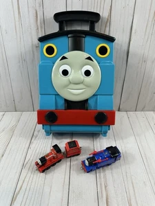 Thomas il treno portaoggetti CUSTODIA con treni pressofusi James e Belle - Foto 1 di 10