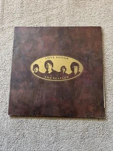The Beatles Love Songs Vinyl Doppelalbum - guter Zustand - Bild 1 von 17