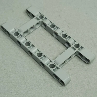 LEGO Technic 64178 Light Bluish Gray Liftarm Thick Frame 5x11 Open Center - Image 1 of 4