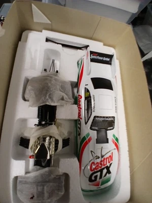 Coche divertido 1/24 Action Racing John Force 1997 Castrol GTX Mustang FIRMADO Foto 1 de 4