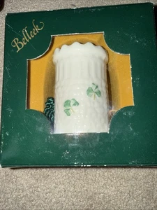 Adorno Castillo Belleek NENAGH B3692 Hecho en Irlanda Parian China Porcelana - Imagen 1 de 4