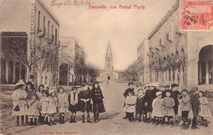 Tunisie - FERRYVILLE - Groupe d'enfants européens - Rue Amiral Ponty - Ed. incon - Bild 1 von 2