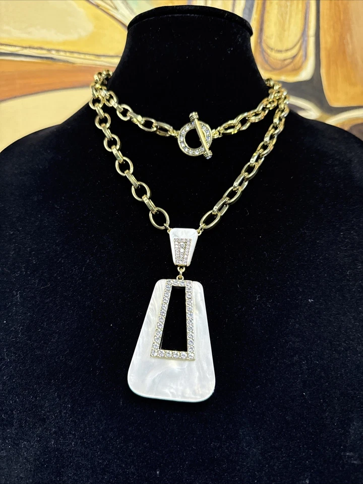 "Collar Heidi Daus To The Hamptons con gota de amor marfil madreperla aspecto 34""" Foto 1 de 4