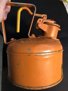 VINTAGE ORANGE JUSTRITE SAFETY CAN USA SPRING LOADED HANDLE MH-207 #D - Picture 1 of 12