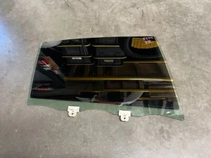 2003-2005 Infiniti G35 Sedan Rear Right Passenger Door Glass Window OEM 8279 - Picture 1 of 6