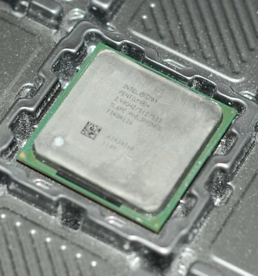 Intel Pentium 4 P4 2.4GHz SL6PC 512 KB 533MHz Socket 478/N CPU Processor - Image 1 of 4