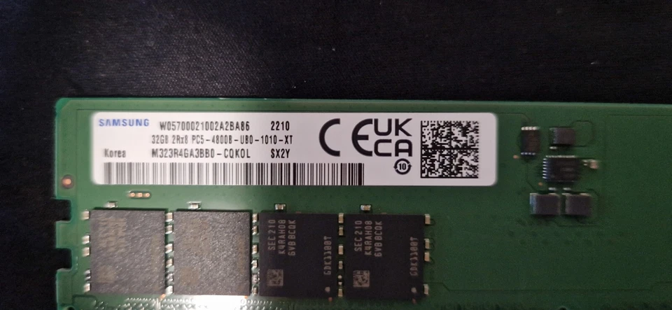 Memory SAMSUNG 32GB 2RX8 PC5-4800B-RE0-1010-XT  ECC REG Memory server 4800mhz - Immagine 1 di 2