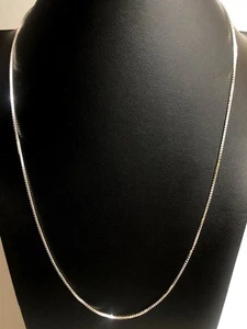 8578 Sterling Silver SU 925 ITALY Box Chain Necklace 22 Inch  5.9Grams - Picture 1 of 3