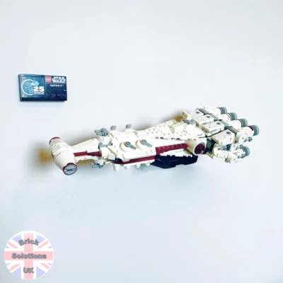 BRICK SOLUTIONS UK Montaggio a parete per LEGO Star Wars Tantive IV 75376