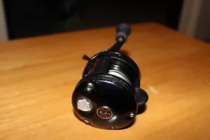 ABU GACIA ROYAL EXPRESS Bait Casting Reel - Picture 1 of 3