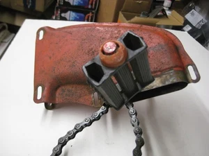 Carcasa de cadena protectora de pedal de tractor AMF genuina 502 Power Trac - Imagen 1 de 6