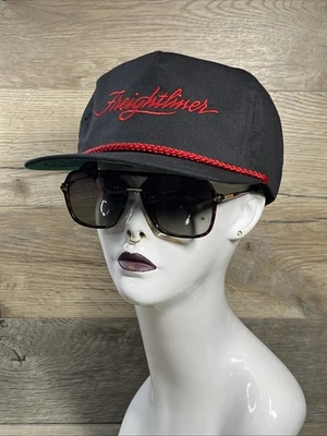 DE COLECCIÓN FREIGHTLINER Retro Cuerda Correa Sombrero Negro/Rojo MFG Tonkin EE. UU. Gorra "AGUJERO" Foto 1 de 4