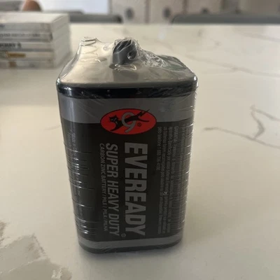 EVEREADY 6V Battery Super Heavy Duty 6 Volt Battery BRAND NEW & FACTORY SEALED! - Image 1 of 3