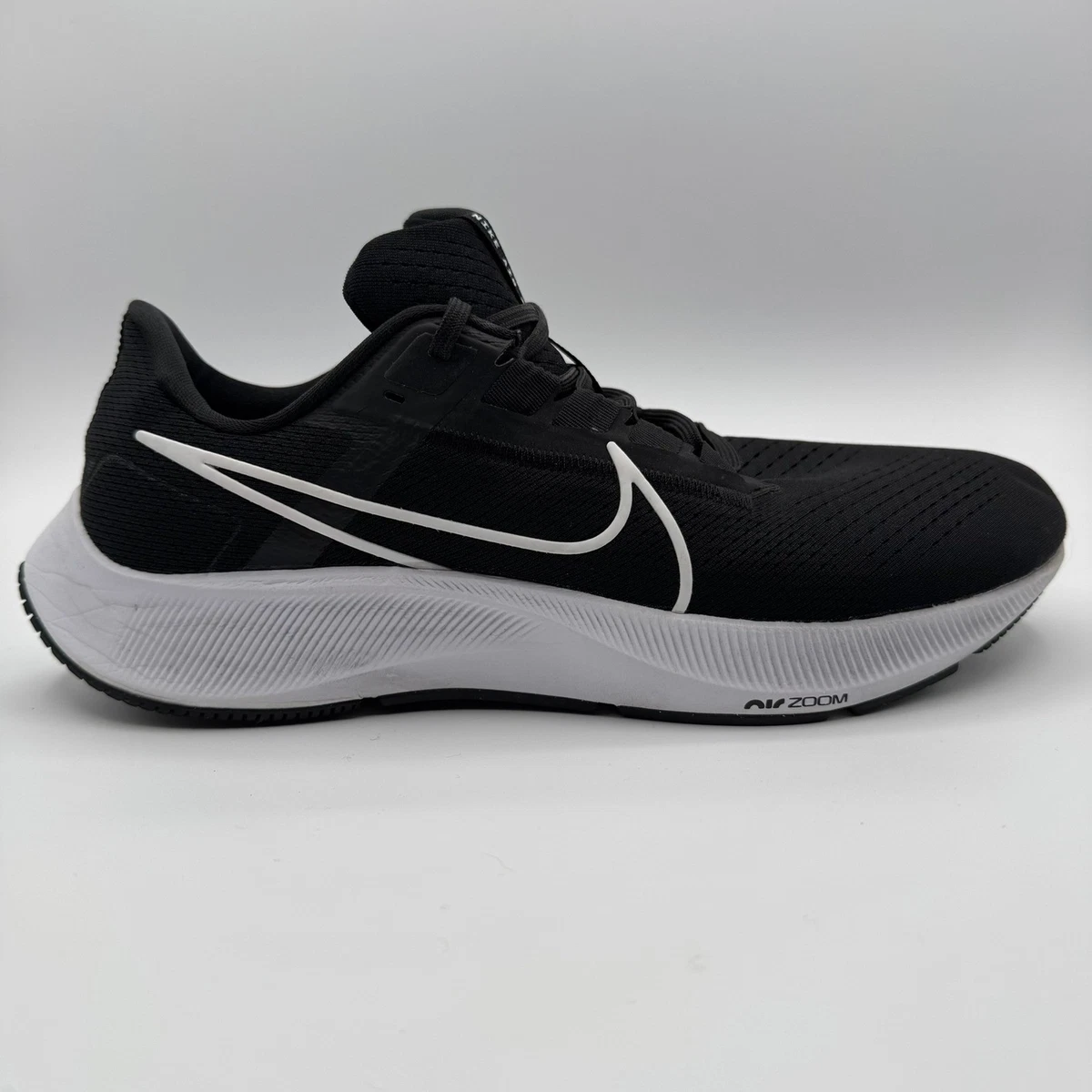 Nike Air Zoom Pegasus 38 Black White for Sale | Authenticity