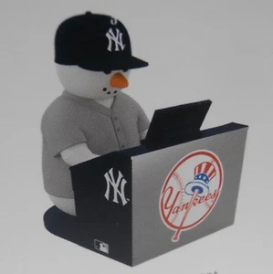 Hallmark 2021 New York Yankees Ornament Neu - b8 - Bild 1 von 6
