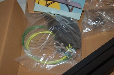 BREEZE TOUCH NUEVO EN CAJA 35" BRAZO PLEGABLE DE ASEO DE MASCOTAS CON ABRAZADERA AJUSTABLE CON SOGAS Foto 1 de 4