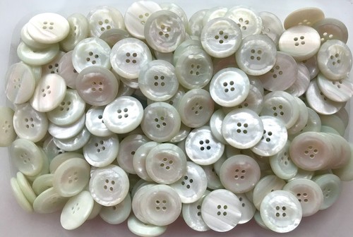 OFF WHITE Bottoni 23 mm 36 L bianco sporco lucido perlato 4 fori cappotto bottone artigianale (Z214)