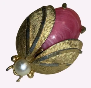Gold Tone Bug with Pink Stone Body And Faux Pearl Heads Signed RSK - Picture 1 of 4