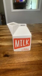 Kate Spade Milk Carton Cup - Picture 1 of 3