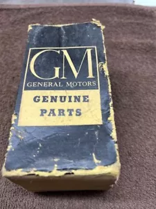 1956,57 Oldsmobile Intake Or Exhaust Valve Springs NOS Part # 571990 - Picture 1 of 5
