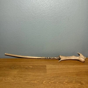 The Wizarding World of Harry Potter Ollivanders Interactive Wand Lord Voldemort - Picture 1 of 5