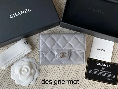 NIB 100%AUTH Chanel 21B Gray Lambskin Snap Closure Card Holder Silvertone CC - Image 1 of 4