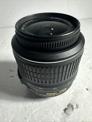 Nikon DX VR AF-S Nikkor 18-55mm 1:3.5-5.6 G II Camera Lens WORKS TESTED - Image 1 of 4