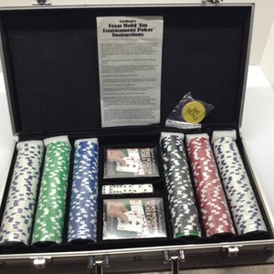 Cardinal's Texas Hold Em Tournament Poker Set Complete Carrying Case Instruction - Picture 1 of 7