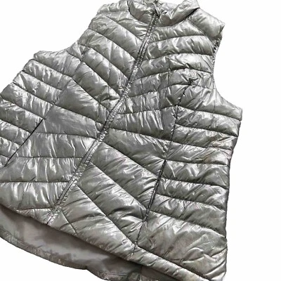 Livi Active Women's Silver Metallic Quilted Puffer Vest Lane Bryant Size 22/24 * - Image 1 of 4