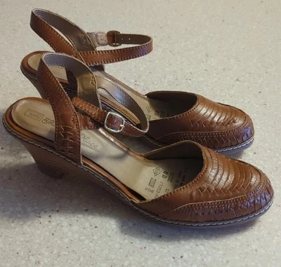 Sandalias vintage Sears talla 8B The Shoe Place marrón con hebilla años 80 aspecto de cuero Foto 1 de 4