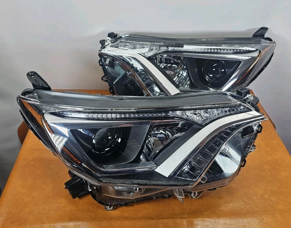 FIT 2016-2018 TOYOTA RAV4 SET PAIR HALOGEN HEADLIGHT AFTERMARKET NEW#A - Image 1 of 4